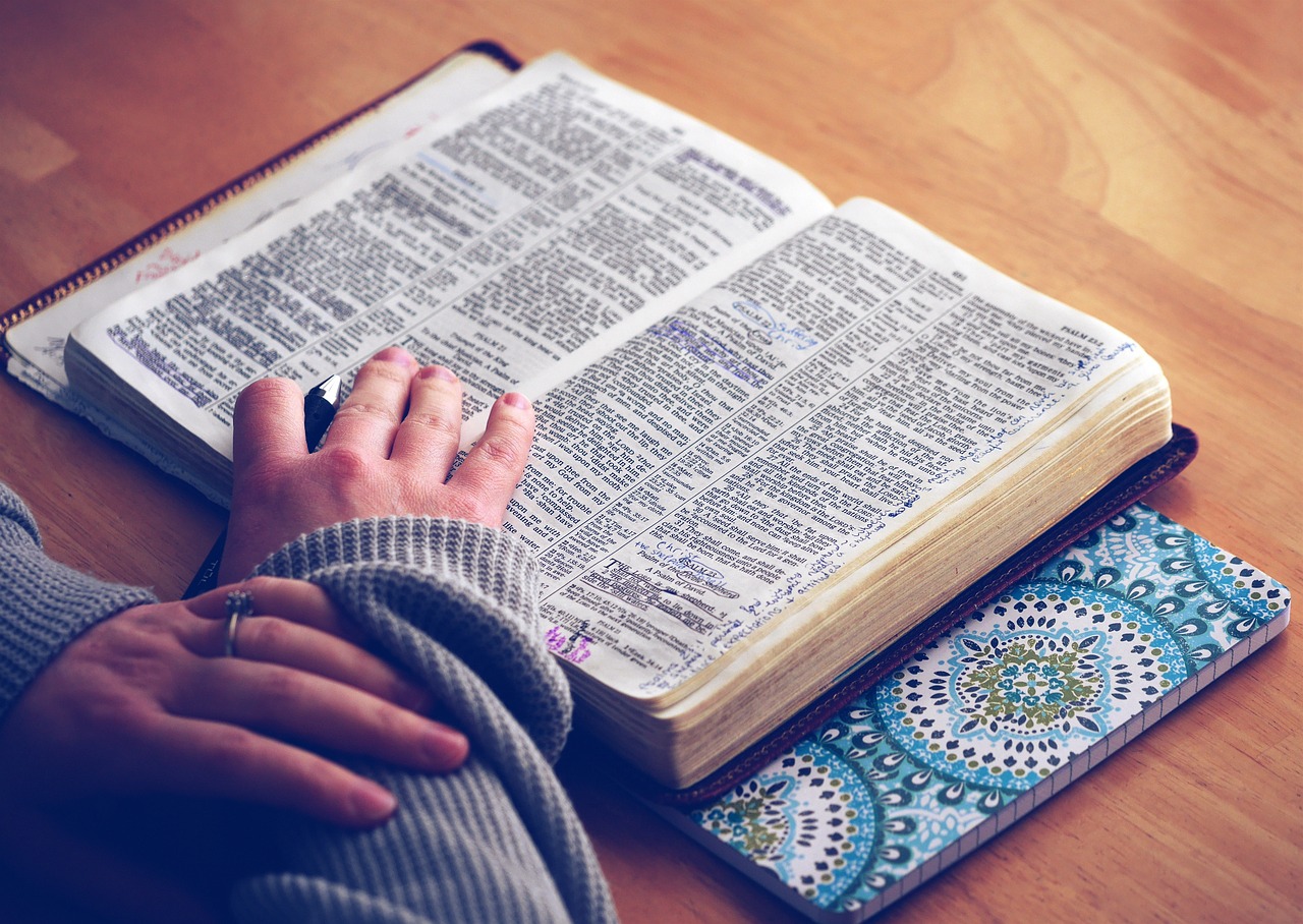 カウンセリング体験談「聖書の言葉でアドバイスをくださる」クリスチャン女性